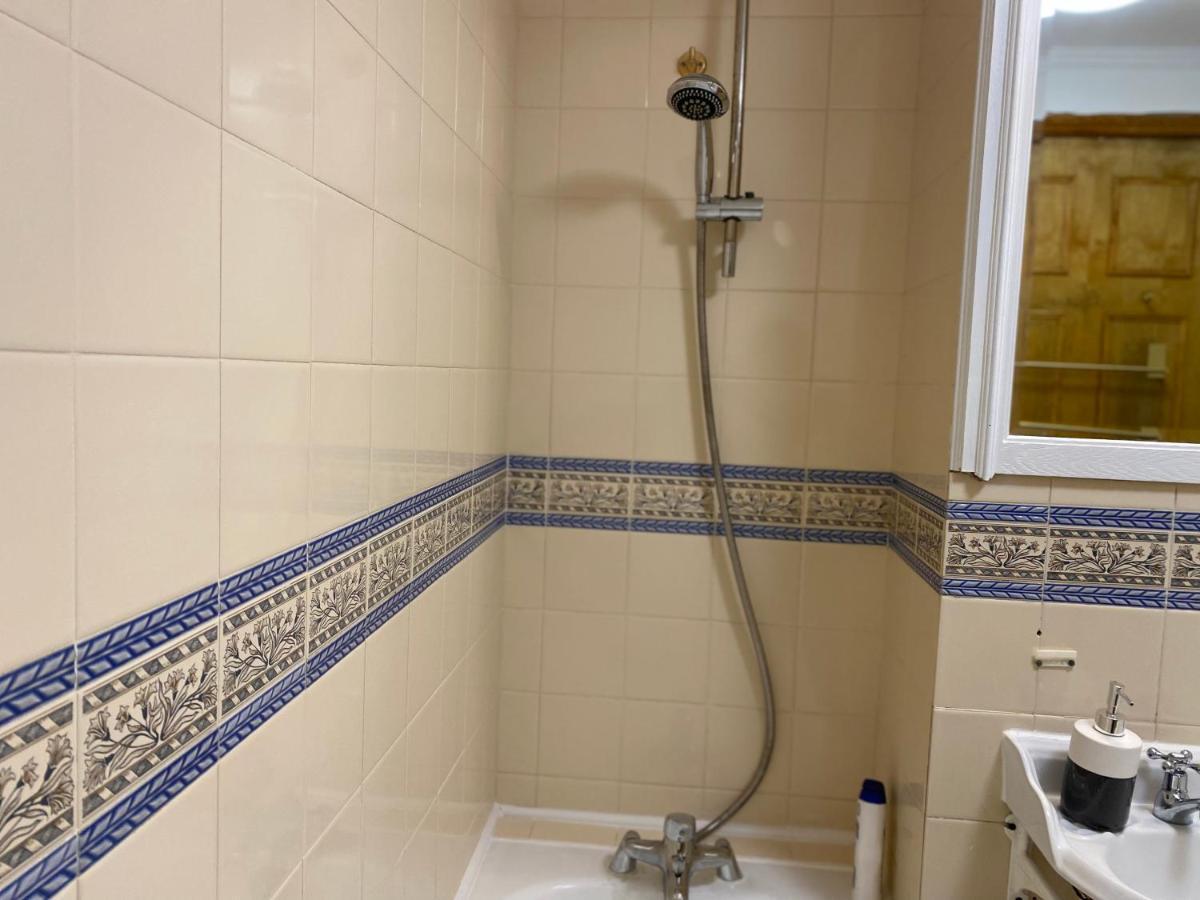 Prime Location Apartment - Heart Of Лондон Экстерьер фото